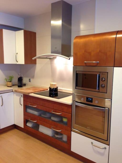 Апартаменты Centrico Apartamento Elai, Netflix, Coffee, Posibilidad Parking Сан-Себастьян Экстерьер фото